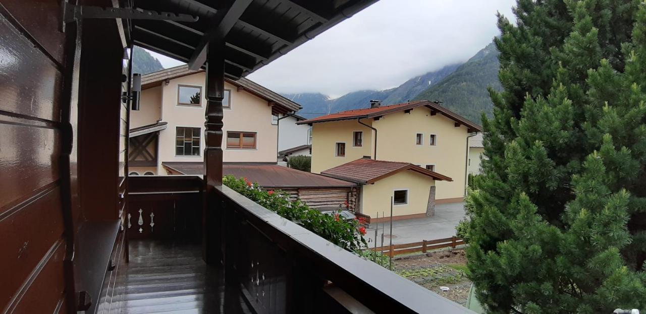 Haus Helene Prantl Apartment Langenfeld Exterior photo
